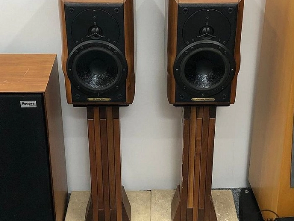 『澄橘』sonus faber electa amator 一代 一對《二手交換買賣》B02423